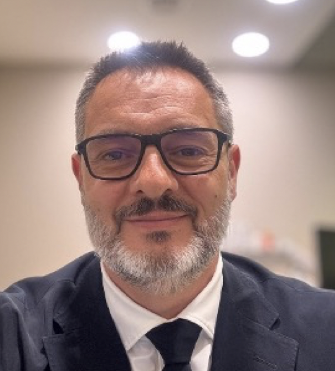 Dr Xavier Valle